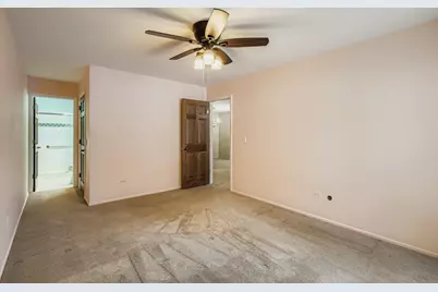 1575 Sandpebble Drive #113, Wheeling, IL 60090 - Photo 12