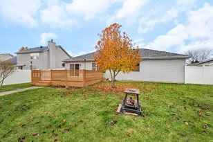 916 Cottonwood Dr, Elwood, IL 60421 - Photo 26