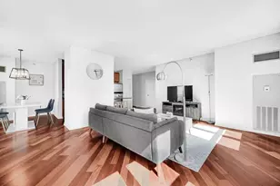 125 S Jefferson St, Chicago, IL 60661 - Photo 2