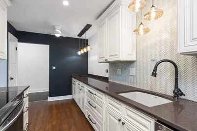 2300 Windsor Mall Court #2E, Park Ridge, IL 60068 - Photo 12