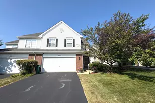 905 Bluebell Cir, Joliet, IL 60431 - Photo 2