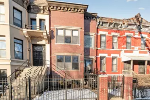 626 E Oakwood Blvd, Chicago, IL 60653 - Photo 2