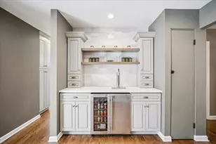 1718 S Ridge Dr, Arlington Heights, IL 60005 - Photo 10