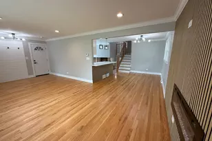 7716 Cronin Ave, Justice, IL 60458 - Photo 10