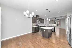 2525 Dunraven Ave, Naperville, IL 60540 - Photo 6