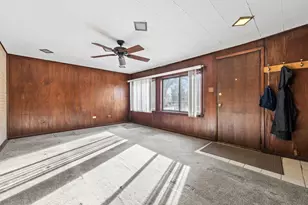 10113 W Palmer Ave, Melrose Park, IL 60164 - Photo 16