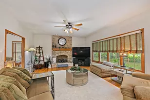 406 Catkins Way, Cary, IL 60013 - Photo 8