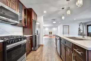 16833 Ingleside Ave, South Holland, IL 60473 - Photo 8