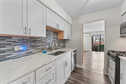 7117 W 93rd Street #306, Oak Lawn, IL 60453 - Photo 6