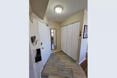 6325 N Sheridan Road #1907, Chicago, IL 60660 - Photo 2