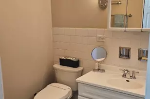 6325 N Sheridan Rd, Chicago, IL 60660 - Photo 18