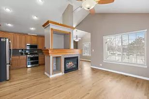 1387 New Haven Dr, Cary, IL 60013 - Photo 6