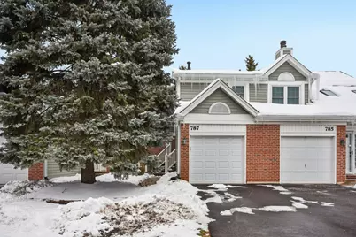 787 Daybreak Lane #787, Carol Stream, IL 60188 - Photo 1