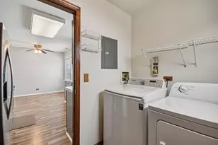 787 Daybreak Ln, Carol Stream, IL 60188 - Photo 16