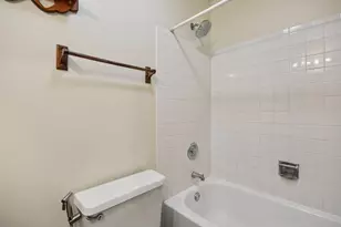 787 Daybreak Ln, Carol Stream, IL 60188 - Photo 18