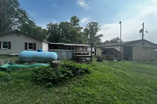 3073 Hotze Rd, Salem, IL 62881 - Photo 4