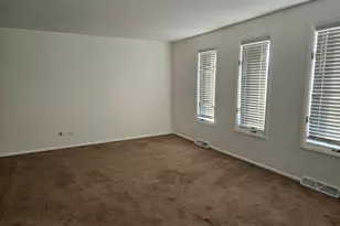 17331 Wausau Ct, South Holland, IL 60473 - Photo 8