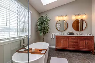 1317 Liverpool Ln, Mundelein, IL 60060 - Photo 26