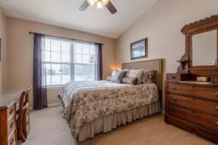 1317 Liverpool Ln, Mundelein, IL 60060 - Photo 28