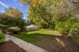 916 Grant St, Downers Grove, IL 60515 - Photo 36