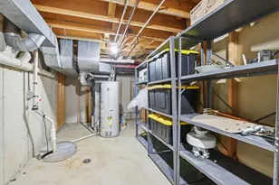 690 Dunhill Dr, Buffalo Grove, IL 60089 - Photo 38