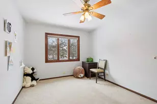 690 Dunhill Dr, Buffalo Grove, IL 60089 - Photo 30
