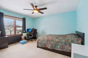 690 Dunhill Dr, Buffalo Grove, IL 60089 - Photo 28