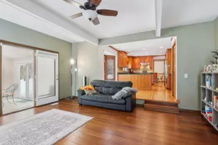 690 Dunhill Dr, Buffalo Grove, IL 60089 - Photo 16