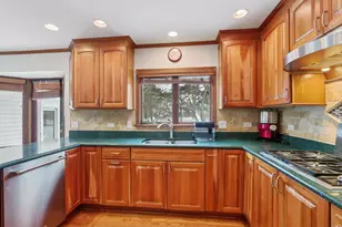 690 Dunhill Dr, Buffalo Grove, IL 60089 - Photo 12