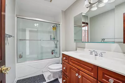 690 Dunhill Drive, Buffalo Grove, IL 60089 - Photo 34
