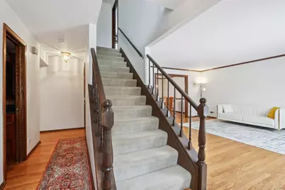 690 Dunhill Drive, Buffalo Grove, IL 60089 - Photo 22