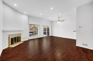 1017 Arbor Ct, Mount Prospect, IL 60056 - Photo 8