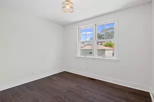 3011 N Oak Park Ave, Chicago, IL 60634 - Photo 8