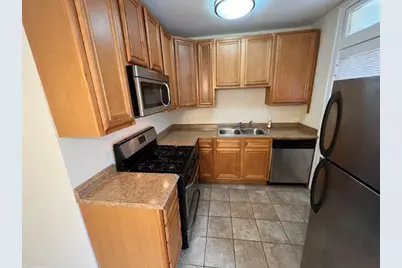 7212 Jackson Boulevard #2E, Forest Park, IL 60130 - Photo 2