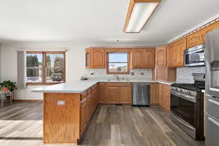 1350 Argyle Ln S, Bourbonnais, IL 60914 - Photo 10