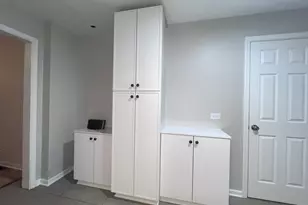 8919 S Muskegon Ave, Chicago, IL 60617 - Photo 28