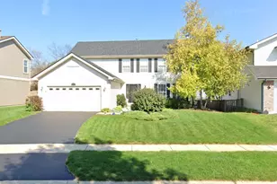 164 Forestview Ct, Aurora, IL 60502 - Photo 2