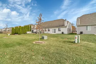 2108 Pembridge Ln, Joliet, IL 60431 - Photo 32