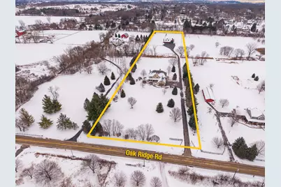 2810 Oak Ridge Road, Crystal Lake, IL 60012 - Photo 6