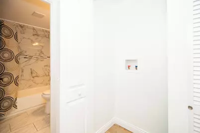 16551 Plymouth Drive, Markham, IL 60428 - Photo 12