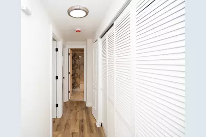 16551 Plymouth Drive, Markham, IL 60428 - Photo 4