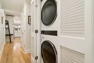 3537 N Wilton Ave, Chicago, IL 60657 - Photo 10