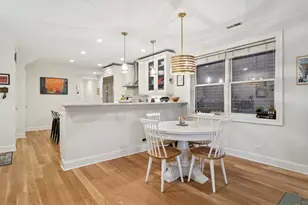 3537 N Wilton Ave, Chicago, IL 60657 - Photo 6