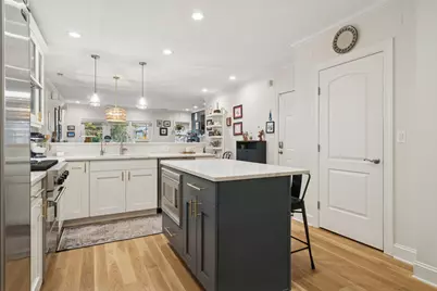 3537 N Wilton Avenue #2, Chicago, IL 60657 - Photo 8