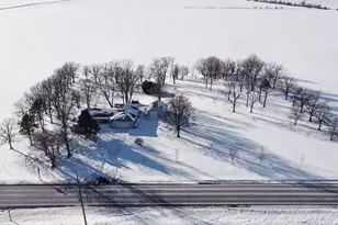 32209 N 1500 E Rd, Blackstone, IL 61313 - Photo 2