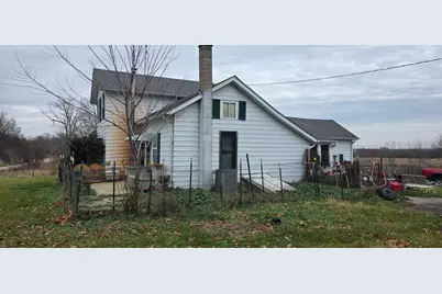 7304 Johnson Road, Hebron, IL 60034 - Photo 2