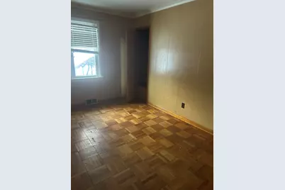 716 Henry Street, Peru, IL 61354 - Photo 4