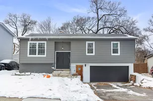 1364 Leslie Ln, Glendale Heights, IL 60139 - Photo 1