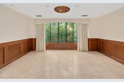 1401 Burr Oak Road #202B, Hinsdale, IL 60521 - Photo 10