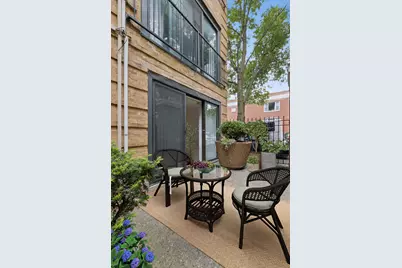 1069 W Foster Avenue #1C, Chicago, IL 60640 - Photo 2